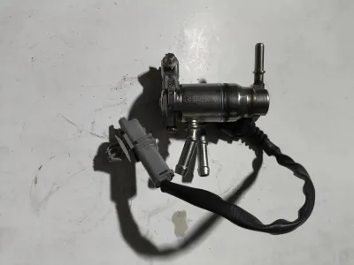Injector AdBlue Renault Clio V referência 208995377R