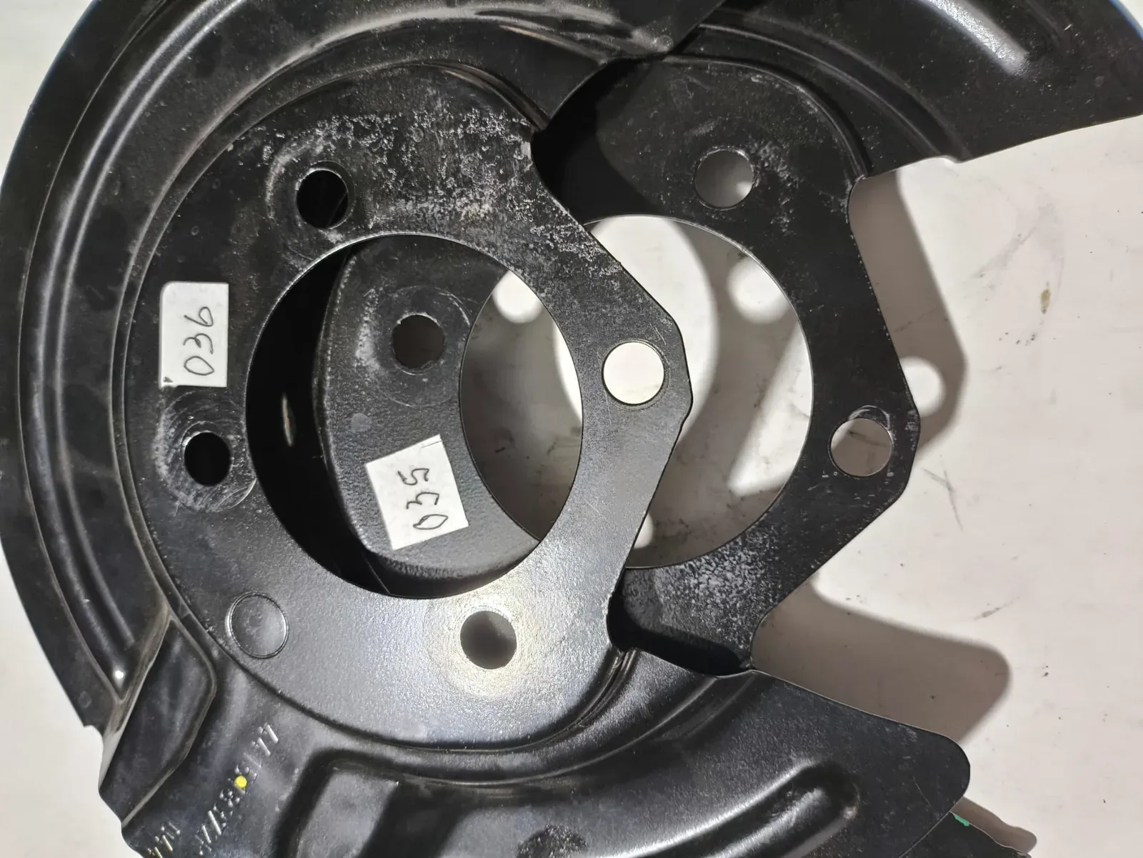 Chapa deflectora, disco de travão TD Renault Clio V referência 441518372R