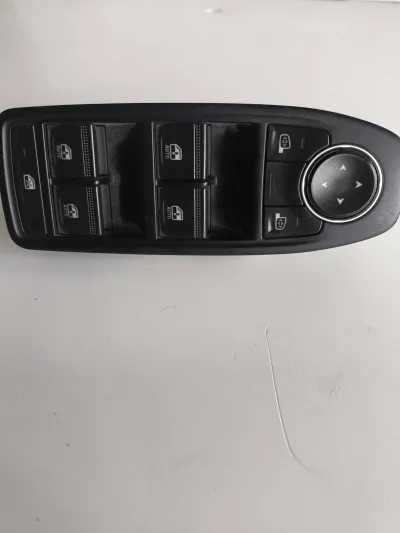 Comutador vidro frente esquerdo Renault Clio V referência 254104196R
