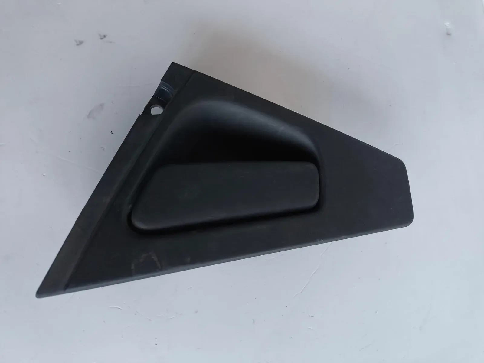 Suporte de maçaneta externa da porta TD Renault Clio IV referência 806064767R
