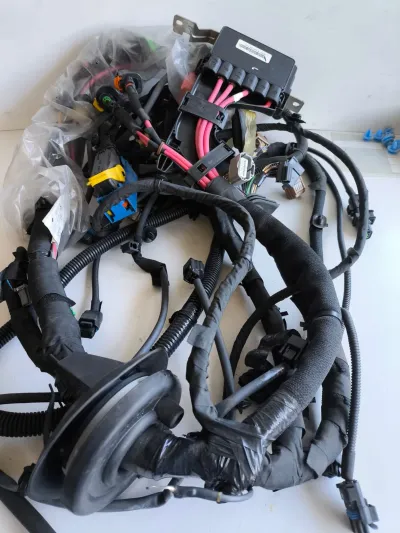 Cablagem de motor / Tablier Renault Megane III referência 403882172R